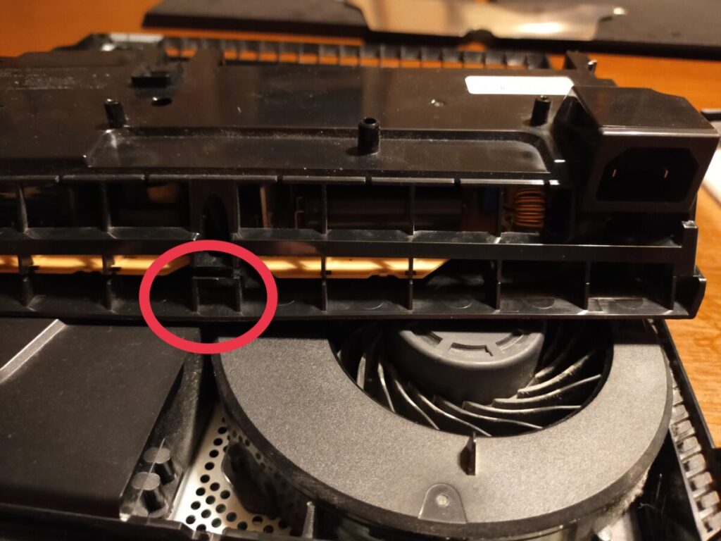 電源ユニット３